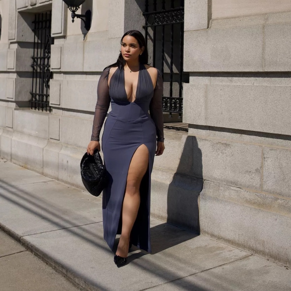 HOUSE OF CB 'Evangelina' Slate Plunge Maxi Dress - Picture 5 of 14